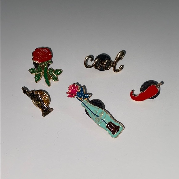 Brandy Melville Pin Set - Picture 1 of 6